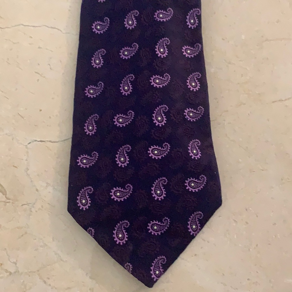 Tie with Tag!
